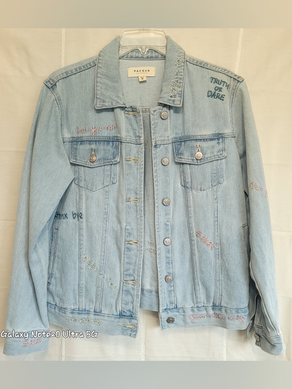 PacSun Graffiti Hashtag Embroidered Light Wash Denim Jacket Size M Pizza > You